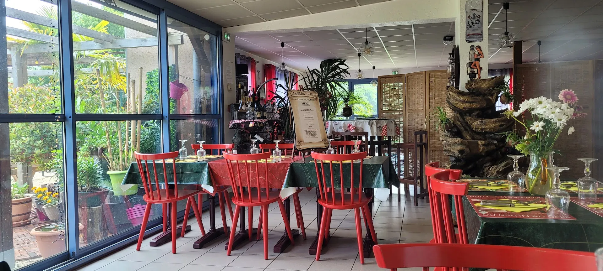 Restaurant "Le plan d'eau"